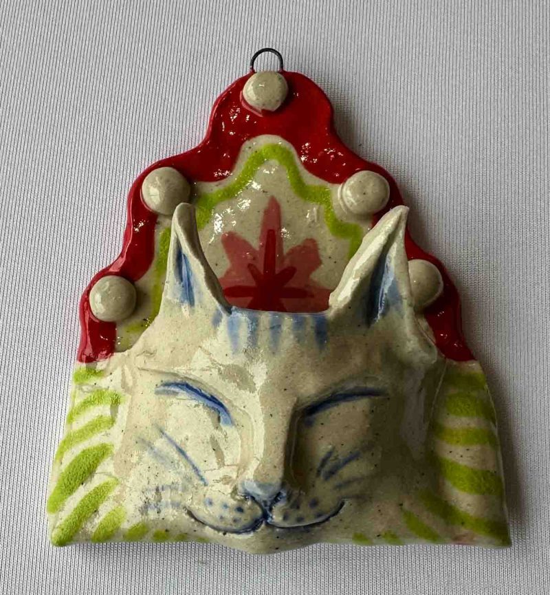 Red Ripple Cat Wall Pocket