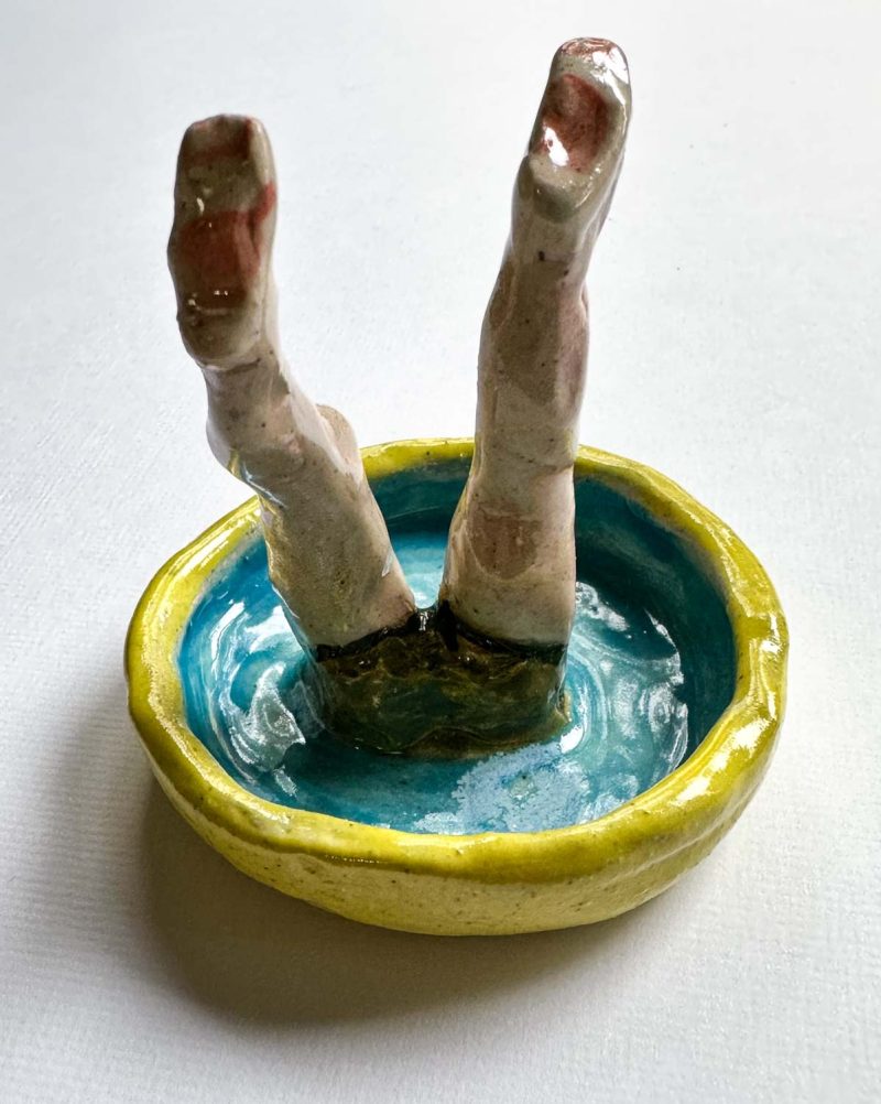 Swimmer Legs Ring Dish - Image 4