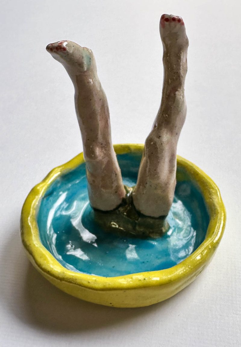 Swimmer Legs Ring Dish - Image 2