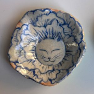 Mini Blue Peony Cat Head Dish