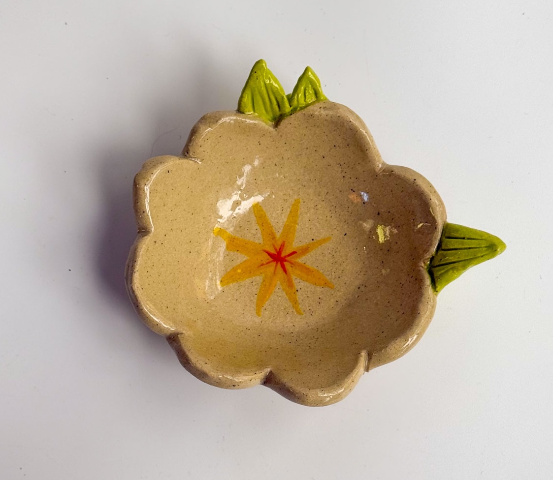 Cartoon Flower Dish